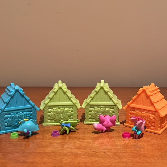 Animal Jam Adopt a Pet (Lot of 4) - Picture 3 of 5